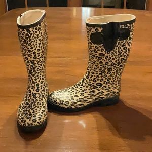 Rain boots ..Animal Print.. Size 7.